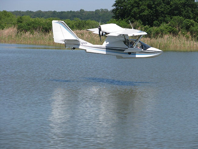 seaplane