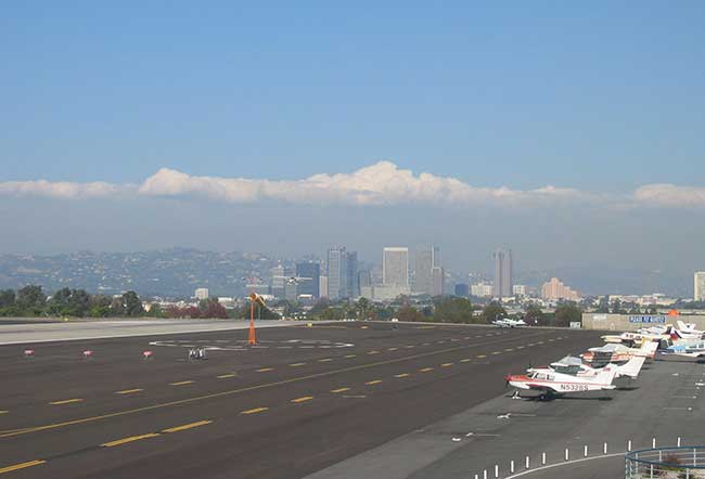 Santa Monica Municipal Airport (KSMO)