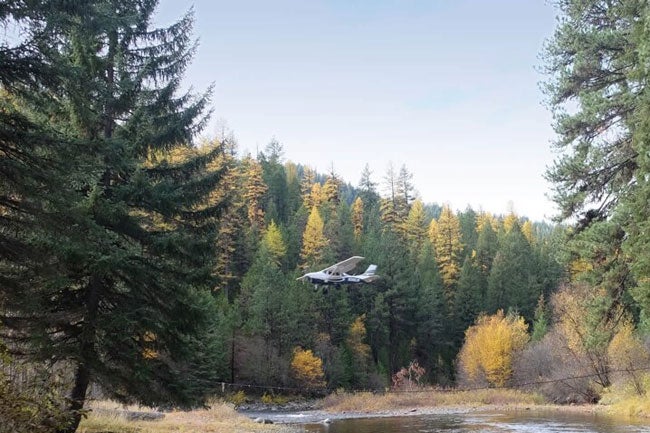 Minam River Lodge fly-in