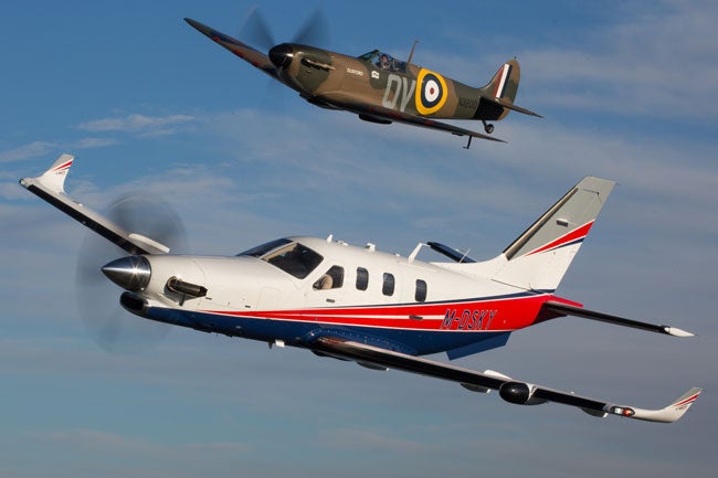 TBM 910 and Spitfire