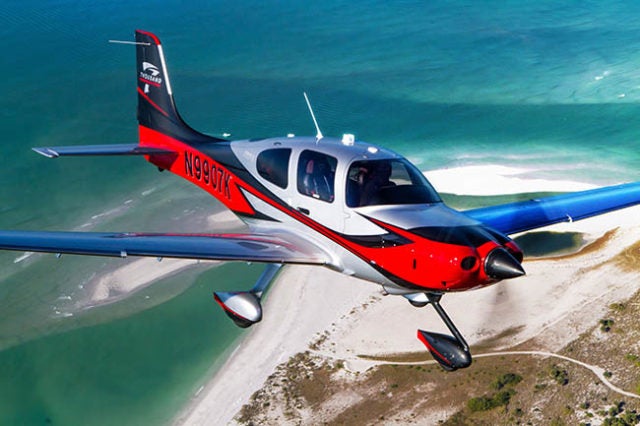 Cirrus 7,000 SR22