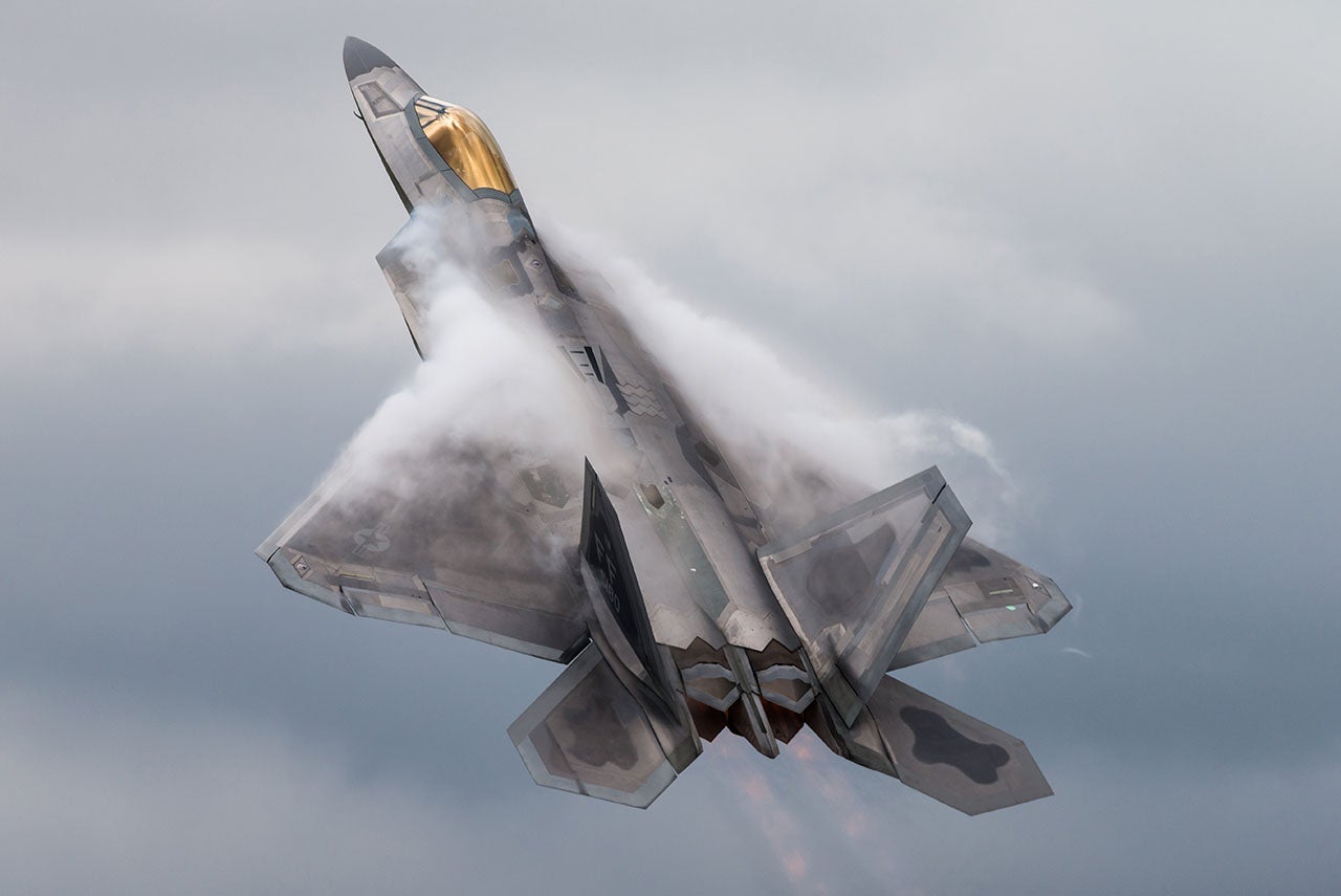 With the announcement by the United States Air Force that it was already in flight tests with a brand new, never seen Sixth Generation fighter jet, Fifth Generation jets, like this F-22 Raptor, might soon be relegated to second string.
