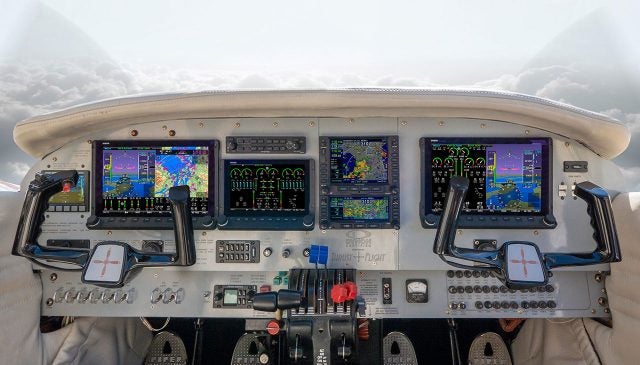 Piper Seneca Panel