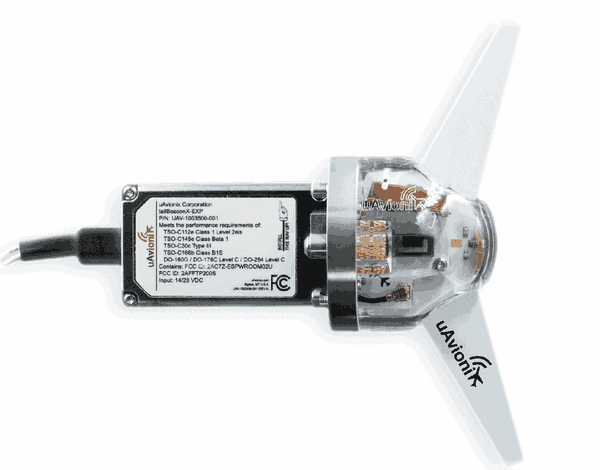 uAvionix tailBeaconXÂ